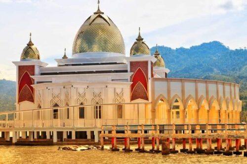 Bupati Pessel, Hendrajoni Resmikan Masjid Terapung Samudera Ilahi, Ketua MUI Asli Saan, Masyarakat Berterima Kasih dan Bangga