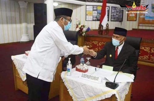 Gubernur Mahyeldi Tunjuk Wawako Hendri Septa Jadi Plt Wali Kota Padang