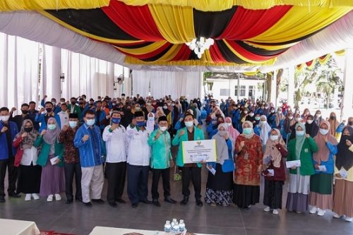 Baznas Tanah Datar Kembali Salurkan Zakat Bantuan Pendidikan