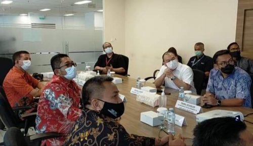 Berkunjung ke MNC Group, Plt Wako Hendri Septa Paparkan Kelebihan Padang