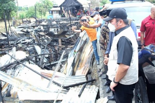 Tinjau Lokasi Kebakaran di Kabupaten Ogan Komering Ilir (OKI)