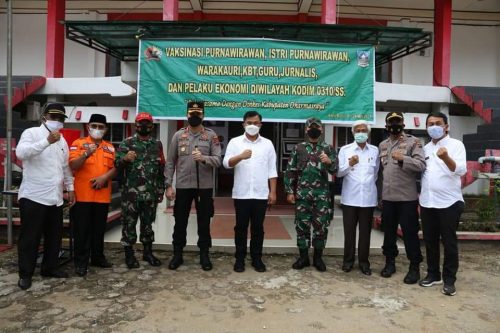 Bupati Dan Wabup Pantau Vaksinasi Lansia di Kecamatan Koto Baru