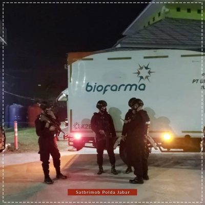 Pengamanan dan Pengawalan ketat kedatangan Vaksin Covid 19