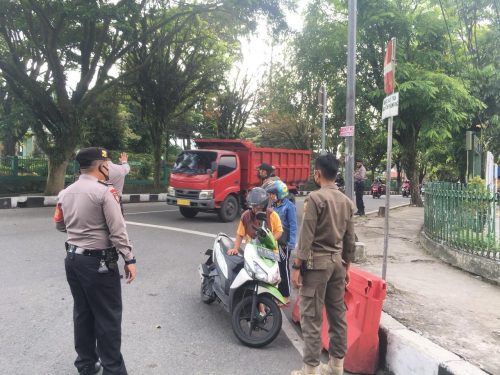 Terjaring Razia Masker, 28 Pelanggar AKB Dibawa ke Mapolres