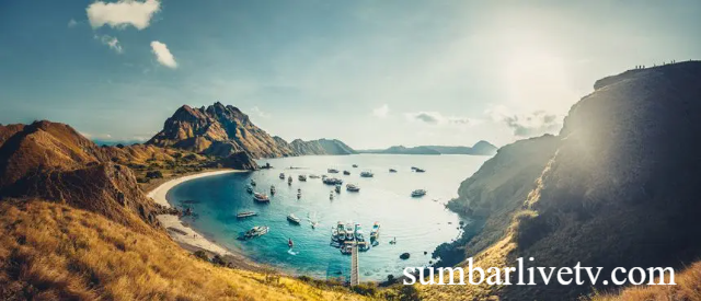 10 Tempat Wisata Terkenal di Indonesia